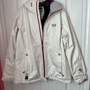 listing-status-banner